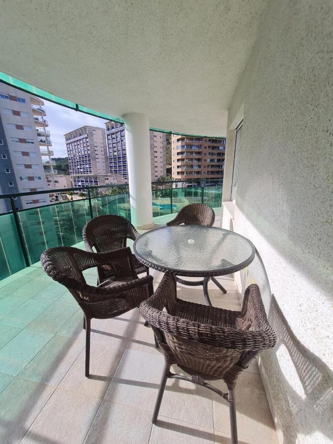 Elegant 2-Bedroom Apartment In Benidorm With Private Pool And Scenic Garden Views Cala de Finestrat Bagian luar foto